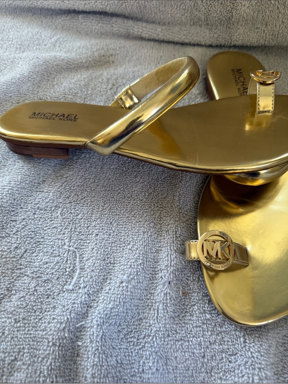 Michael Kors Vera Toe-Ring Slip-On Flat Sandals Womens 9.5 - Picture 4 of 10